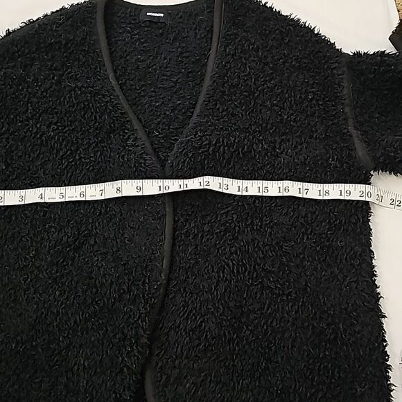 Monrow fuzzy cardigan size medium - Picture 5 of 10
